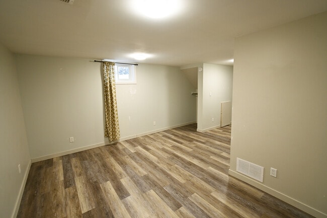 Building Photo - 2401B Pine Street - Prince George, BC, Canada Unit B