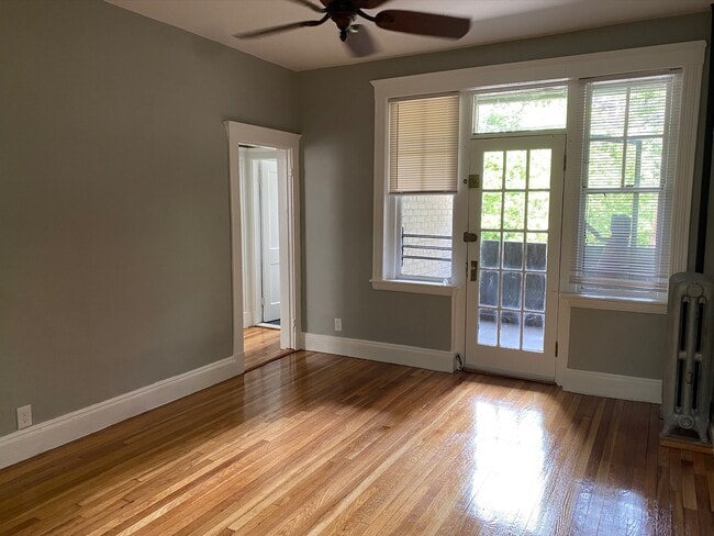 Photo - 25 Mount Hood Rd Unit 4