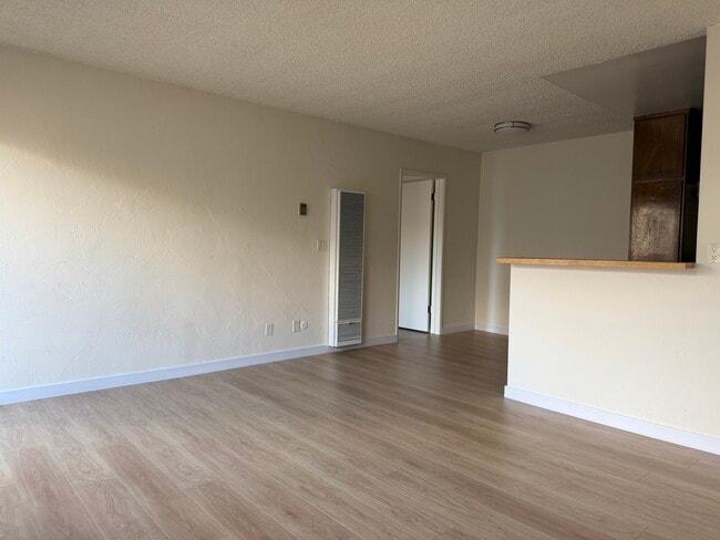 Photo - 15001 Condon Ave