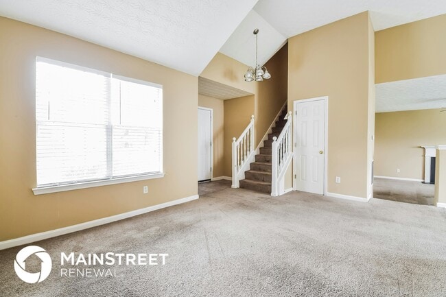 Photo - 150 Hazelhurst Dr