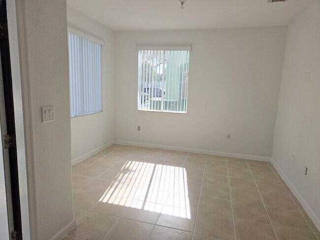 Photo - 3 Bedroom / 3 Bathroom Townhouse in Keys Cove Gated Community