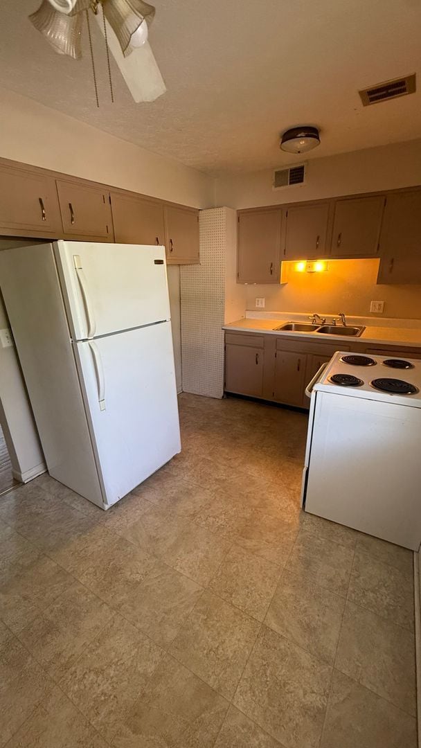 Photo - 1107 Silverton Ct Unit 4