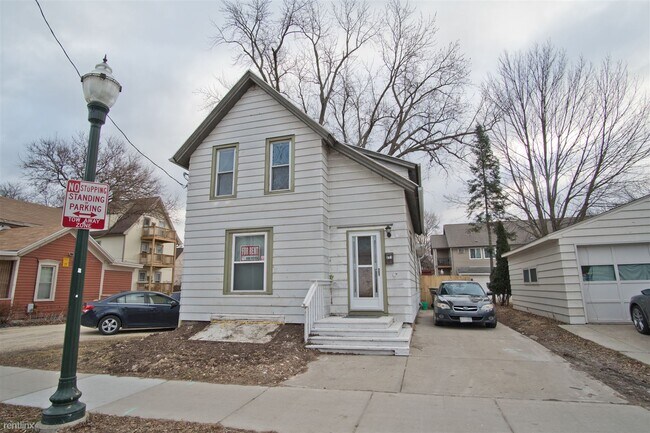 Photo - 511 E Johnson St Apartment
