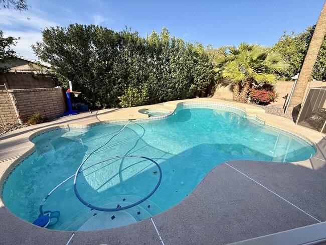 Photo - 4616 E Pershing Ave