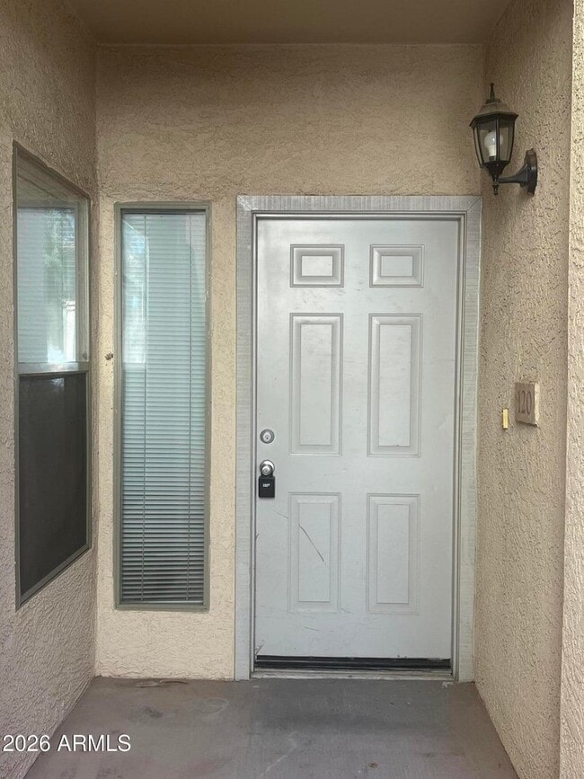 Photo - 525 N Miller Rd