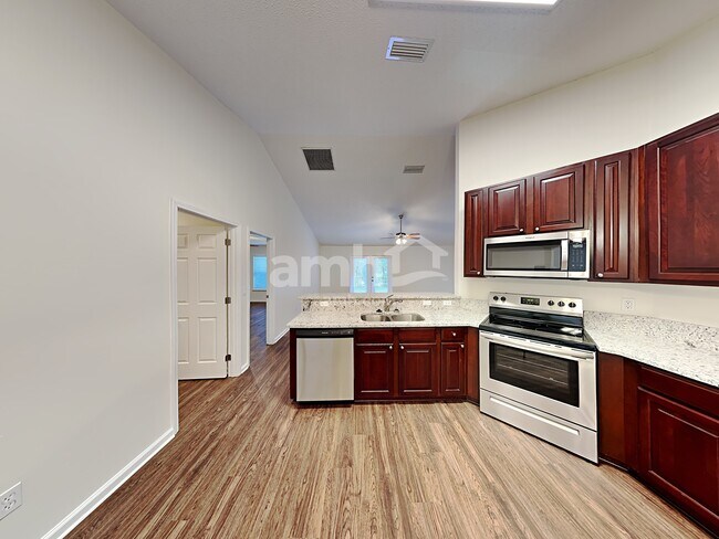 745 Grand Parke Dr
