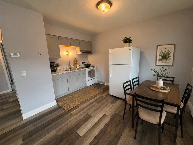 Photo - 779 Anderson Ave Unit 6
