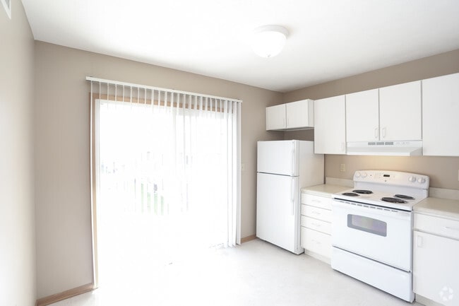 Photo - Hickory Hills Residences