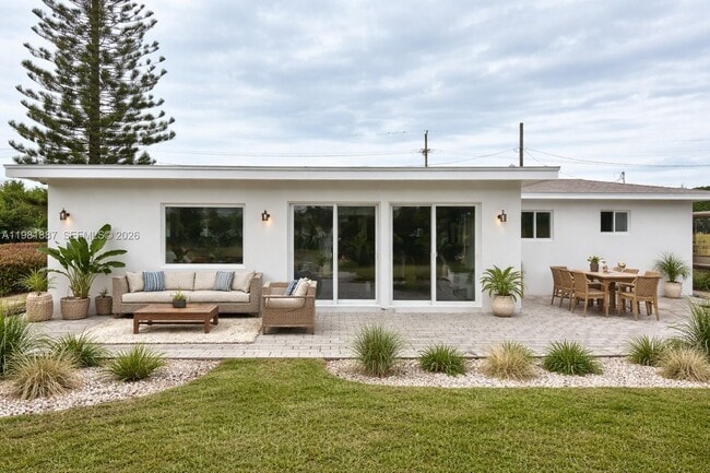 Photo - 1240 Binney Dr