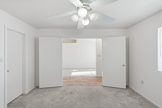 Photo - 7016 E Menlo St