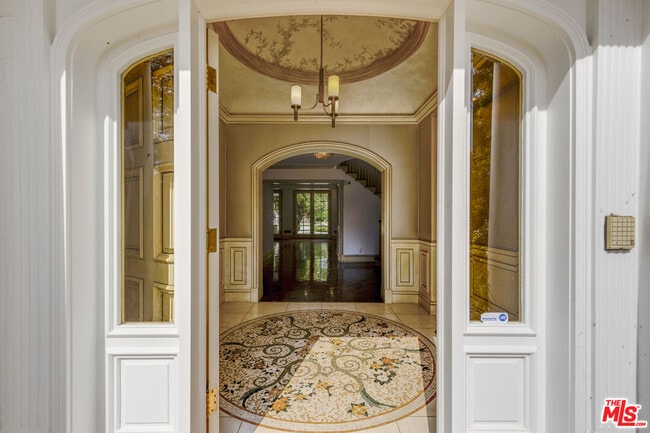 Photo - 821 Whittier Dr