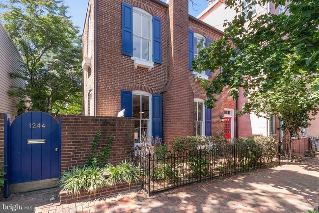 Photo - 1244 34th St NW