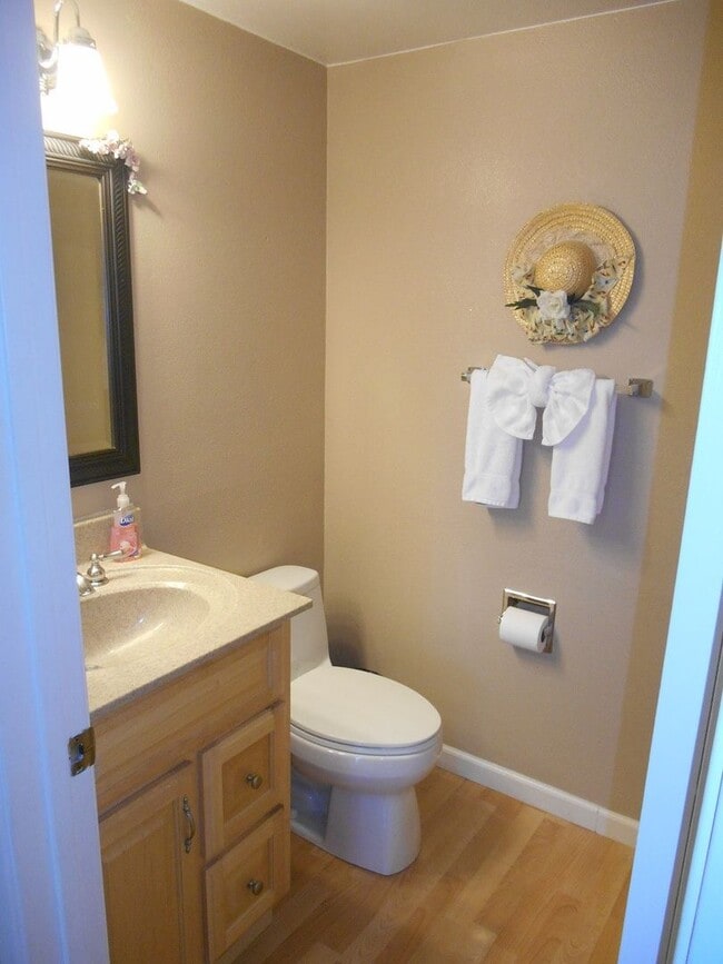 Photo - 2 bedroom plus loft condo with carport