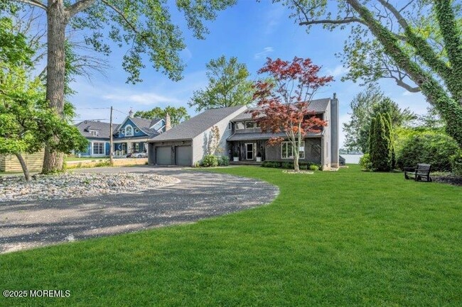 Photo - 105 Riverview Ave