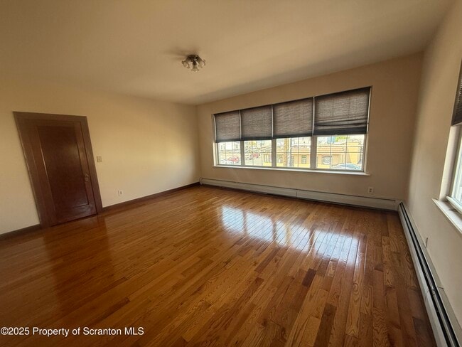Photo - 486 Hazle St