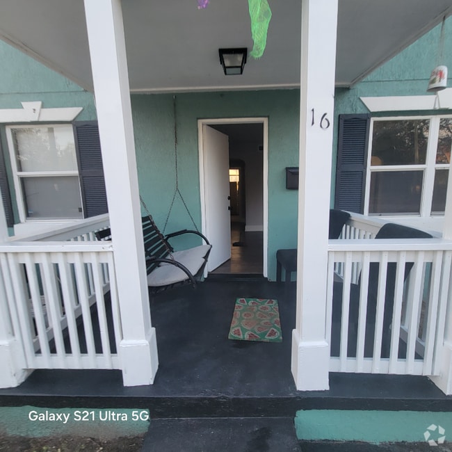 Building Photo - 16 N Primrose Dr Rental