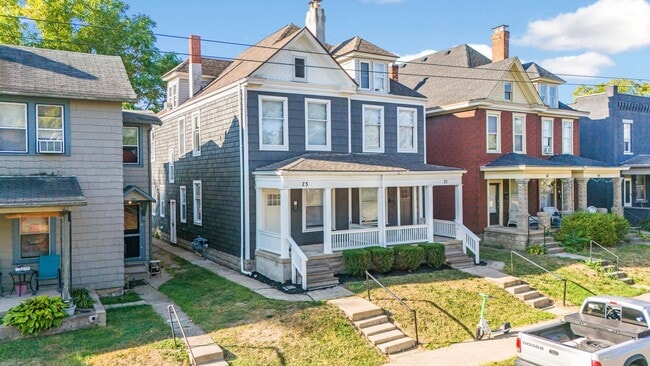 Building Photo - Prime Location 4BR house just off High St!