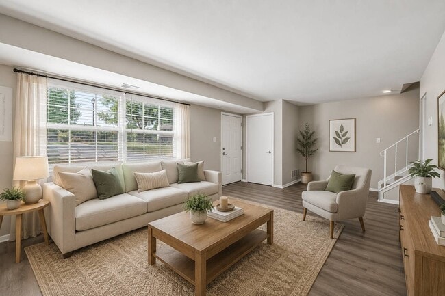 Living Area - Middlebrooke Apartments