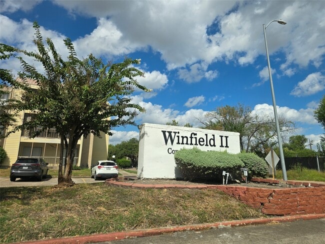 Building Photo - 10110 Forum W Dr Unit 228