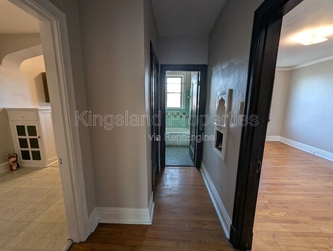 Photo - 3862 S Spring Ave Unit 3e