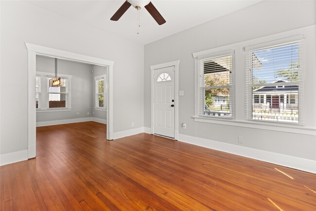 Building Photo - 707 Tabor St