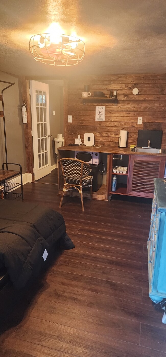 Photo - 3737 Maywood Ave Unit 2