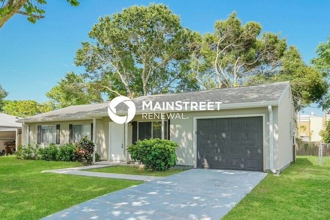 Photo - 3 Bedroom Pet-Friendly Home in COCOA, FL with Main Street Renewal