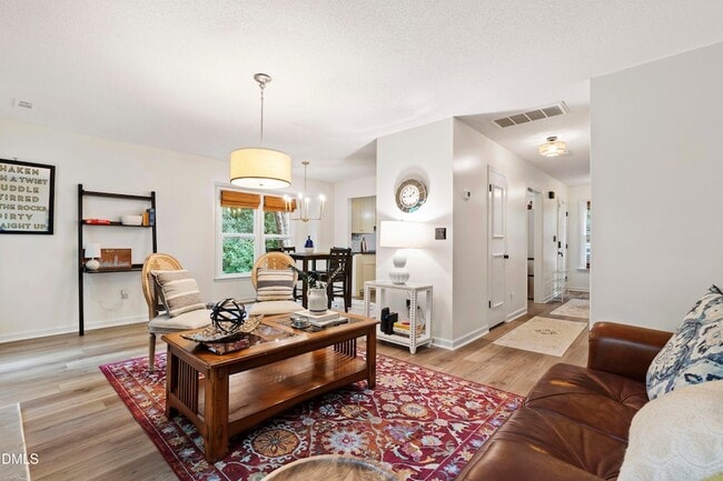 Photo - 115 Inverness Ct