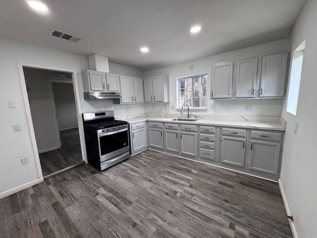 Photo - Cozy two bedroom 1 bathroom home