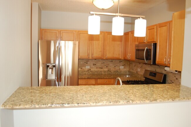 Photo - 410 W Mahogany Ct