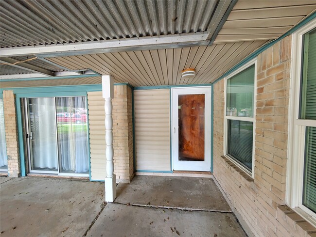 Photo - 4919 Connorvale Rd