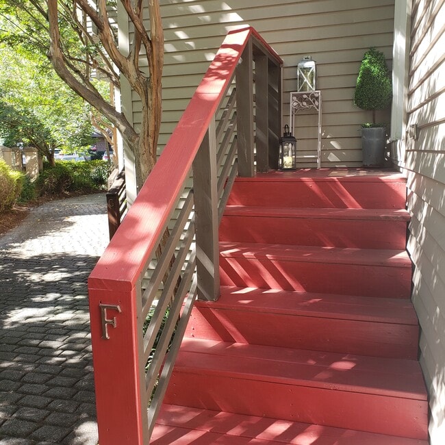Photo - 415 W 7th St Townhome