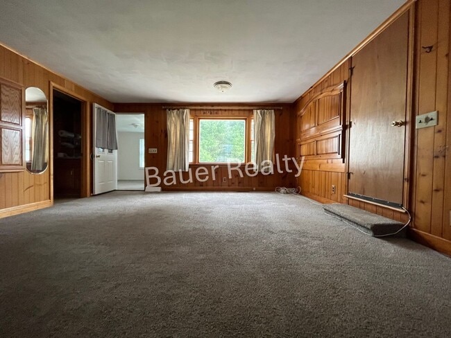 Photo - Huge Home Next to Ashland University