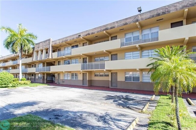 Photo - 11005 SW 1st St Condominio Unidad 303