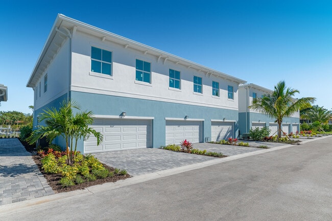 Photo - 4674 SE Manatee Way