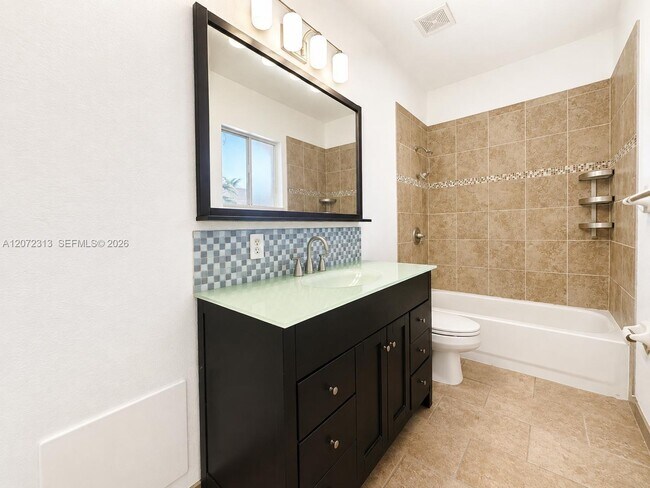 Photo - 8503 SW 214th Way