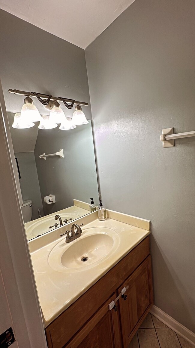 Photo - 2348 Merrigan Pl