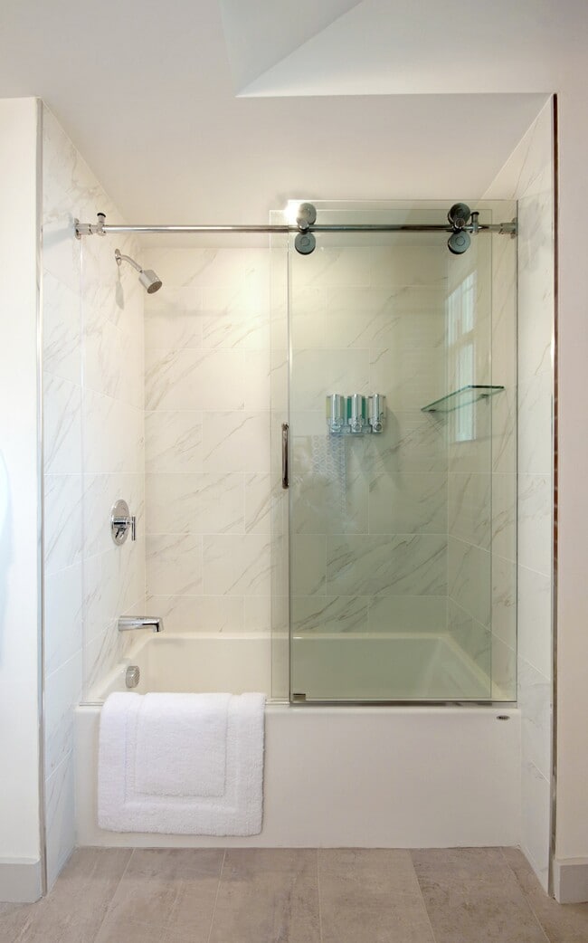 Photo - 165 Thorndike Street