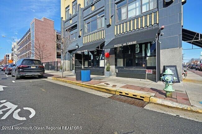 Photo - 601 Bangs Ave Unit 707