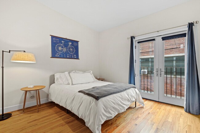 Photo - 1820 13th St NW Unidad ID1037756P