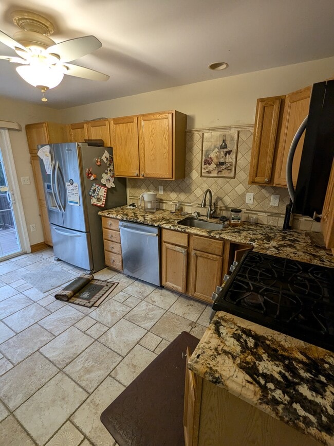 12 Ardmore Pl