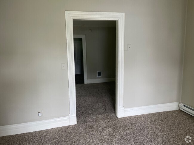 Building Photo - 2173 Carson St Rental