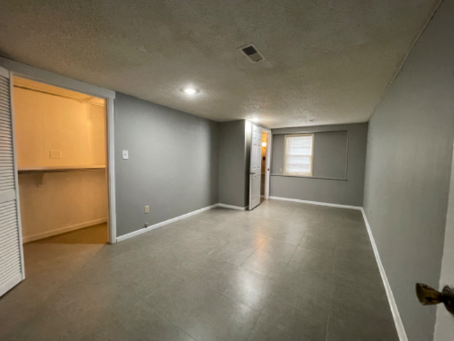 Photo - 104 S Oak Ridge Terrace Apartment Unit 104