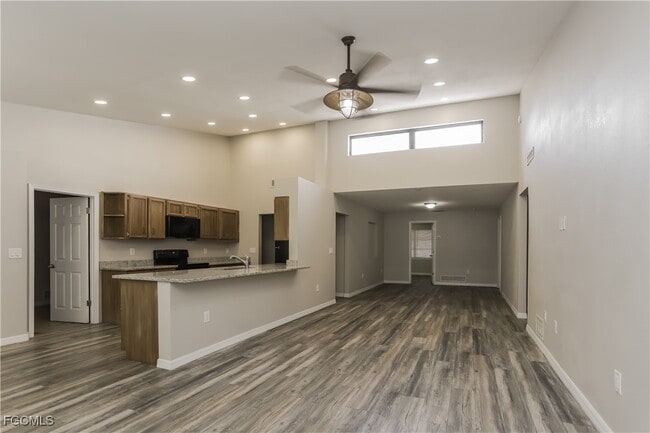 Photo - 1054 Mohegan Rd Casa