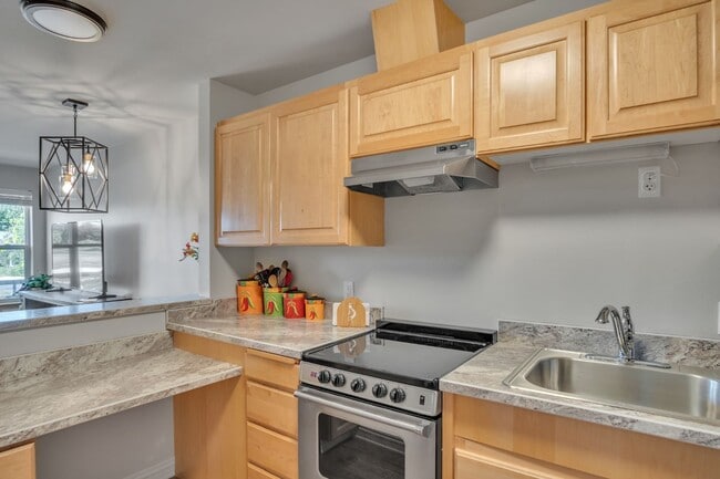 Sample Apartment Home - Terraces at Summitview