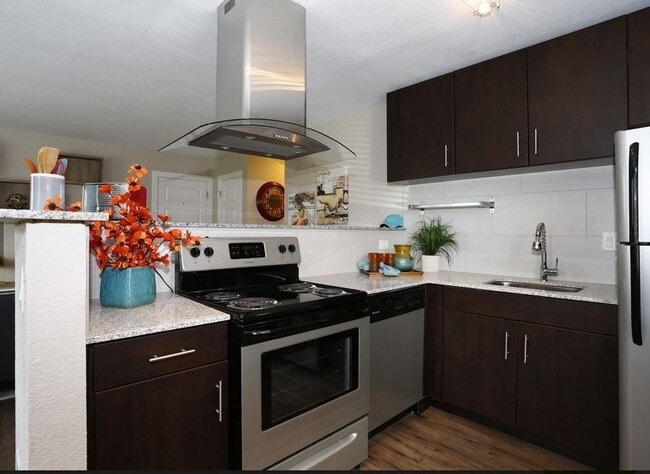 Building Photo - The Phenix At 4 Mile Rental