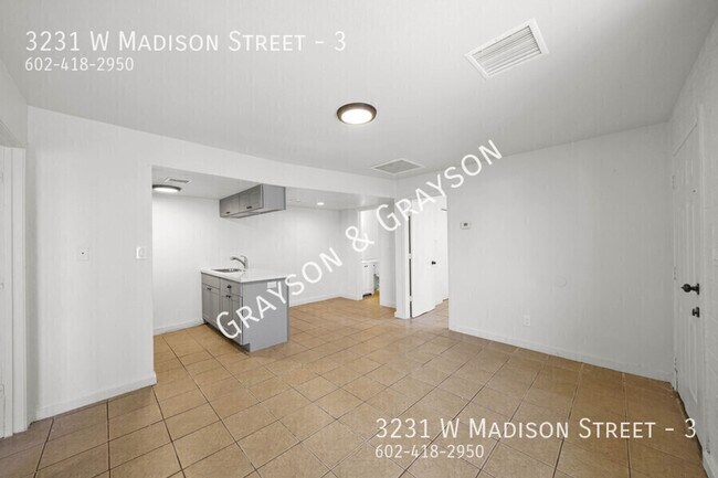 Photo - 3231 W Madison St Unit 2