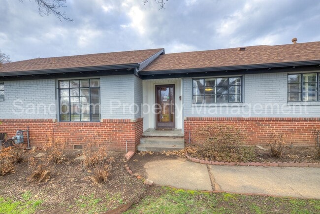 Photo - For Lease | Midtown Tulsa | Available Now!