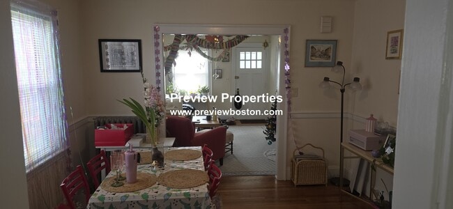 Building Photo - 37 Brooksdale Rd