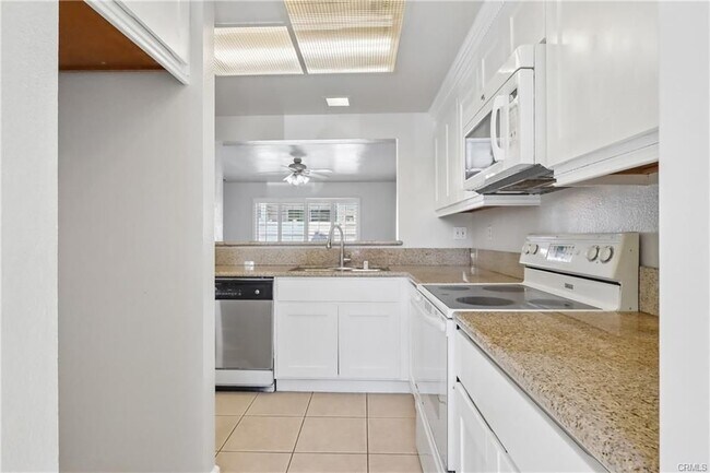 Photo - 73 Bentwood Ln